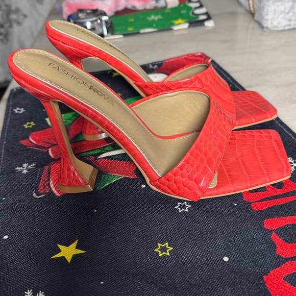 Fashion nova shoes 8.5 new - Picture 5 of 9